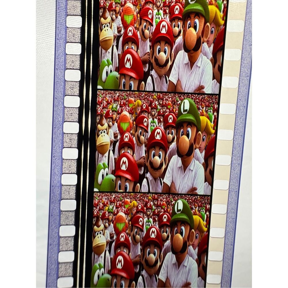 Rare Who Are You? Nintendo GameCube Commercial Promotion FilmRoll Negatives 35mm
